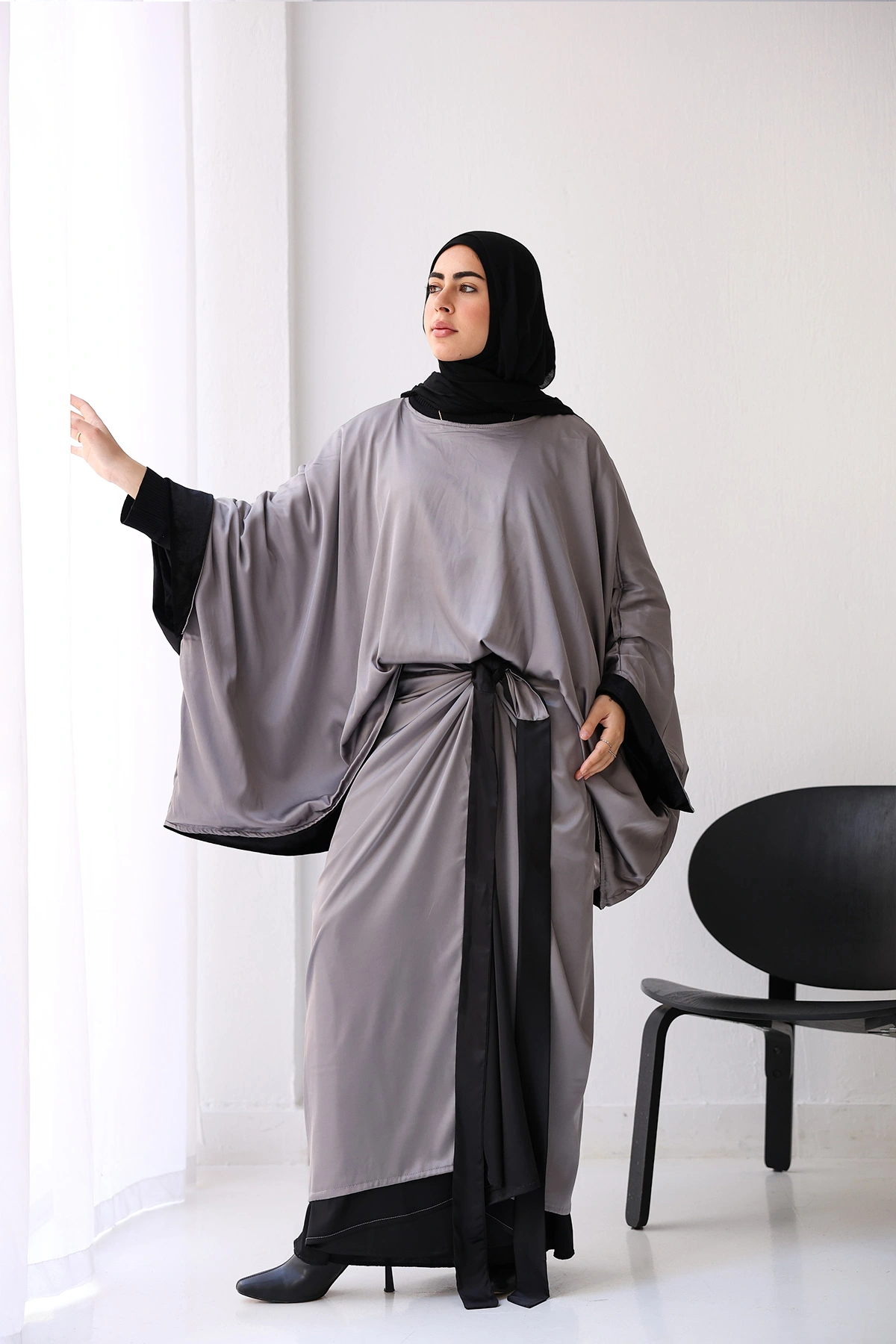 Convertible Dual-Tone Set - Image 3