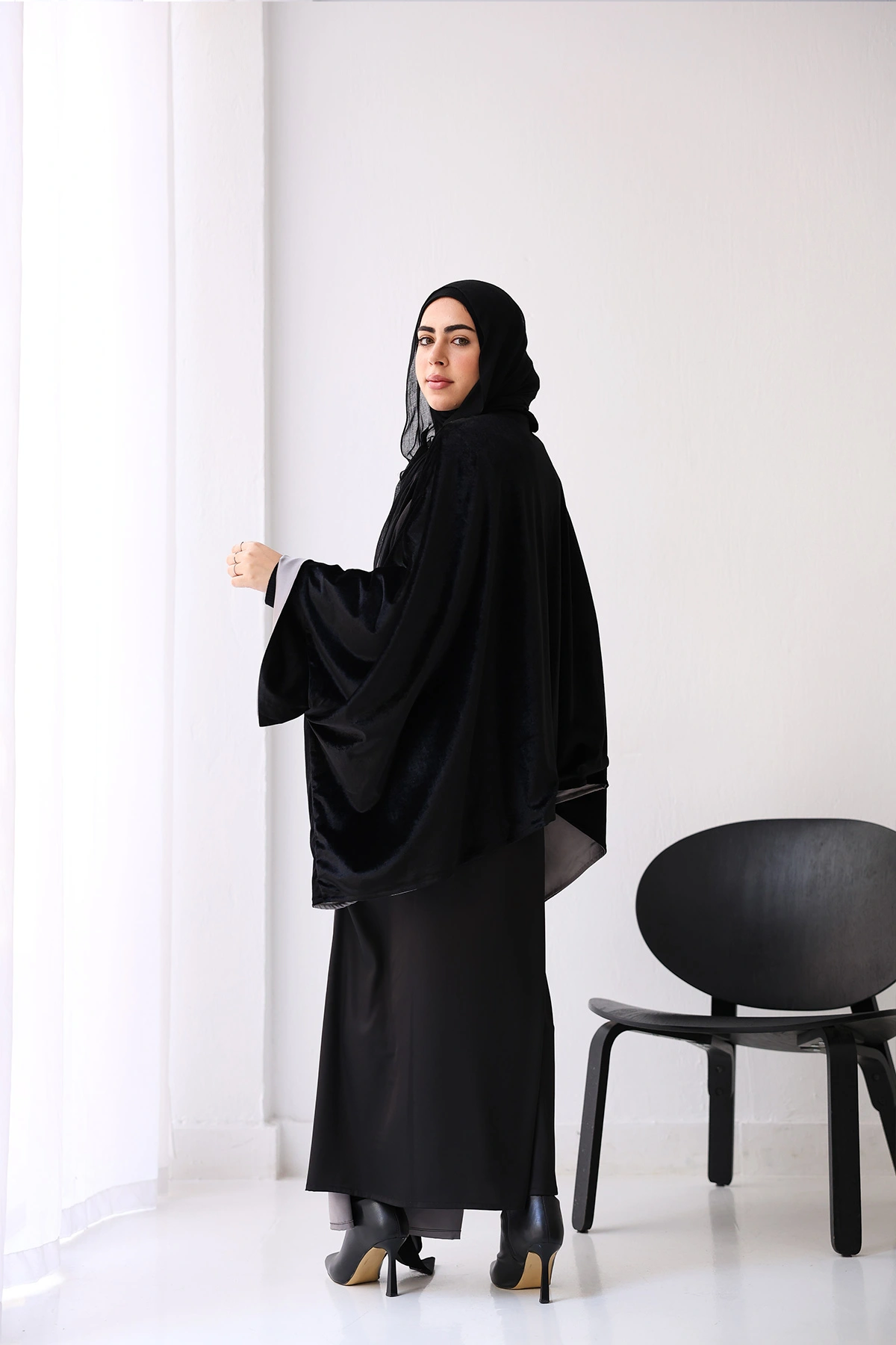 Convertible Dual-Tone Set - Image 5